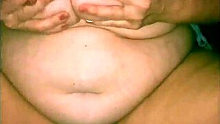 these slutty BBWs show their holes and tits 😈