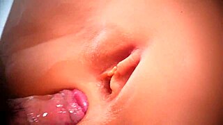 ตูดแน่นๆ ของหล่อนทำให้กูเสียวซ่านสุดๆ