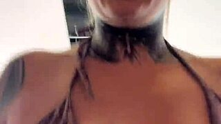 wet pussy exercises in public gym