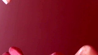 おい可愛い子、日本フェイシャルクローズアップの準備できた？