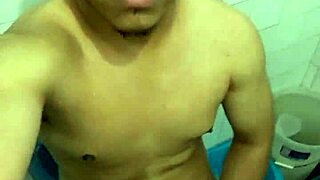 Teen Masturbates To Cumshot