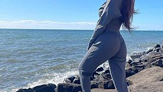 loserfruit, can you try not to cum with all that moaning?