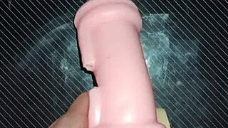 Trio kissy y dolly from vagina to tits leaves me dry.