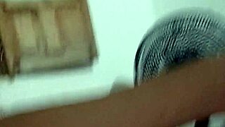 Shemale in crossdressing cums hard!