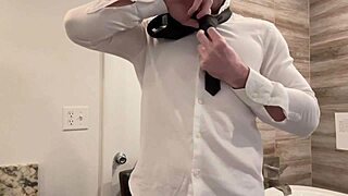 i say, 'let me finger you backstage'