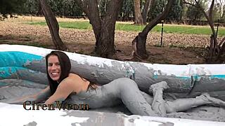 Ciren V Sploshes Clay Messily In Pool With Tattoos