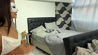 Am trezit prietenul cuckold cu sex, video amatori uncensored cu gemete, teasing și pulă mare