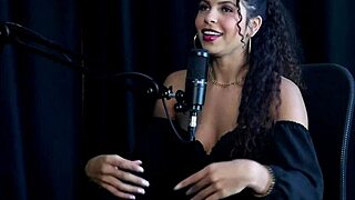 she has certain small things, was a model, gave tips to women and talked to mom about selling content - sweet karolzinha