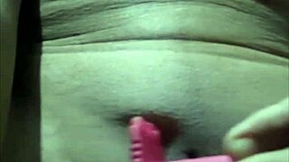 guy cleans her pussy thoroughly in casual setting