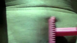 guy cleans her pussy thoroughly in casual setting