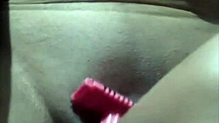 guy cleans her pussy thoroughly in casual setting