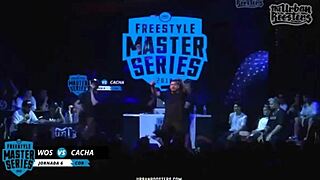 Minutazo de cacha versus wos in fms argentina rap battle