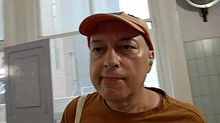 I cruise Waterloo East toilets in June 2025