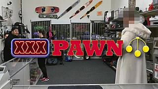 exhibitionist amateur sucks cock in public