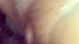 can't resist cumming on my girlfriend's wet pussy?