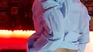 is this hot girl masturbating live?