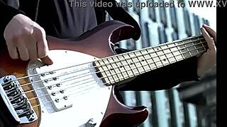 Paralyzer Finger Eleven Shemale Fingering