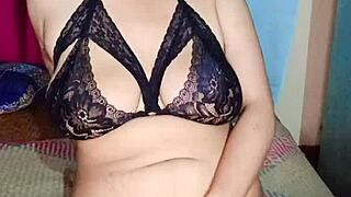 Juicy milf housewife Alisha Bhabhi craves monster cock