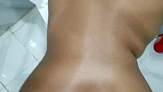 aaj apni biwi ke muh me maal nikal diya in homemade couple