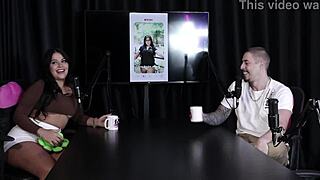 Show Your Breasts And Pussy On Tinder?