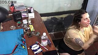 Latina sucks technician's dick for payment 😏