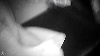 Glory Hole - Transex Com Um Dotado Do Pau Grosso Dentro Da Cabine