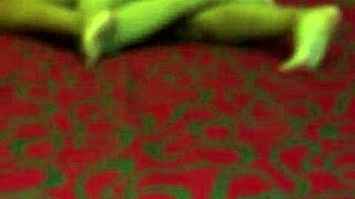 I fucked my girlfriend in the motel and she asked for cum loudly