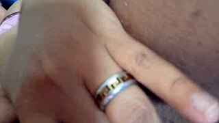 videochamada proibida nicoly mattos leva leitinho na bucetinha e brinca com porra escorrendo na bucetona peludinha at� gozar de novo