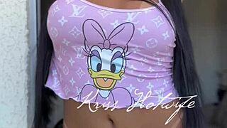 A vizinha peladinha te espera no melhor fan club