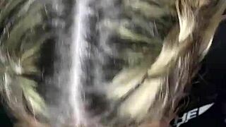 Rich blonde introduces her mom to a black friend