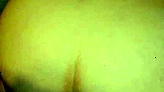 playing with pregnant milf's big ass and creampie