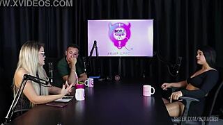 Compilados Da Val Mineirinha No Bora Cast Com Bruna Carlos Watch On Sheer Red