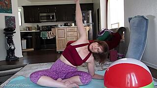 European Wife Teaches Lesson 278 On Feet Pussy Big Ass Instruction Hairless Natural Tits Cute Girlfriend.