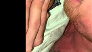 Magic tongue licks pussy with sexy cunilingus and muff diving