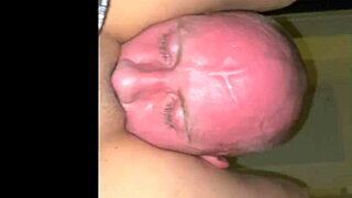 Magic tongue licks pussy with sexy cunilingus and muff diving