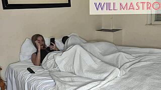 Branquinha me acordou querendo rola