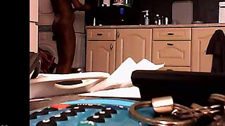 voisins, is your next neighbor the target for voyeur fun?