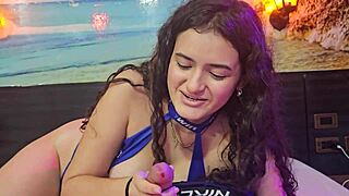 Latina De Grandes Tetas Hace Una Masturbacion Guiada Hasta El Orgasm