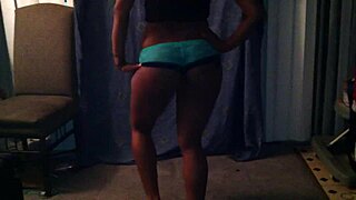 skinny dancing chick moves