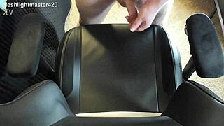 look at this redhead teen spraying massive cum. want to see more?