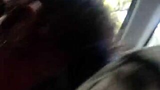 Shemale has rapid oral sex in the car