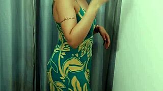 perverted couple fucking in the store dressing room