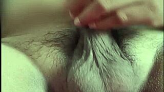 In a leaked 2025 video, a Filipina girl engages in a video call with her boyfriend.