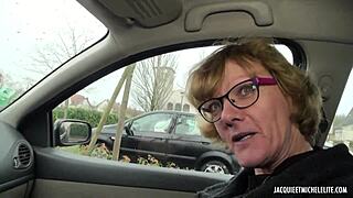 Subtle hints reveal maman embracing her double life with pussy lick sessions