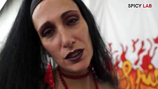 Hey, check out Luna Dark getting wild with solo masturbation and intense fisting! 🔥✨