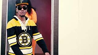 Shes Sucking Her Dick Like A Popsicle In Nasty Gangbang!