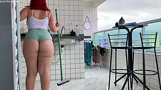 Called This Maid To Clean My House And She Got Me So Horny With Her Brazilian Ass