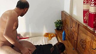 Huge ass white girl teen takes cumshot facial in amateur movie with Aj Applegate