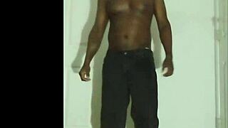 uh, i'm changing my favorite dance name from heart break llamasr dance to heart make llamasr dance2... yeah, that's better