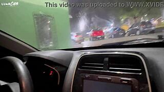 Casal Para Na Rua E Transa No Carro With Brazilian Blonde Blowjob In Public